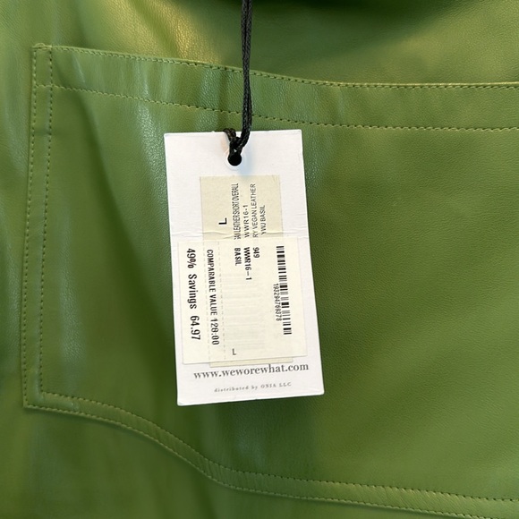 WEWOREWHAT BASIC VEGAN LEATHER SHORT OVERALL - Picture 6 of 6